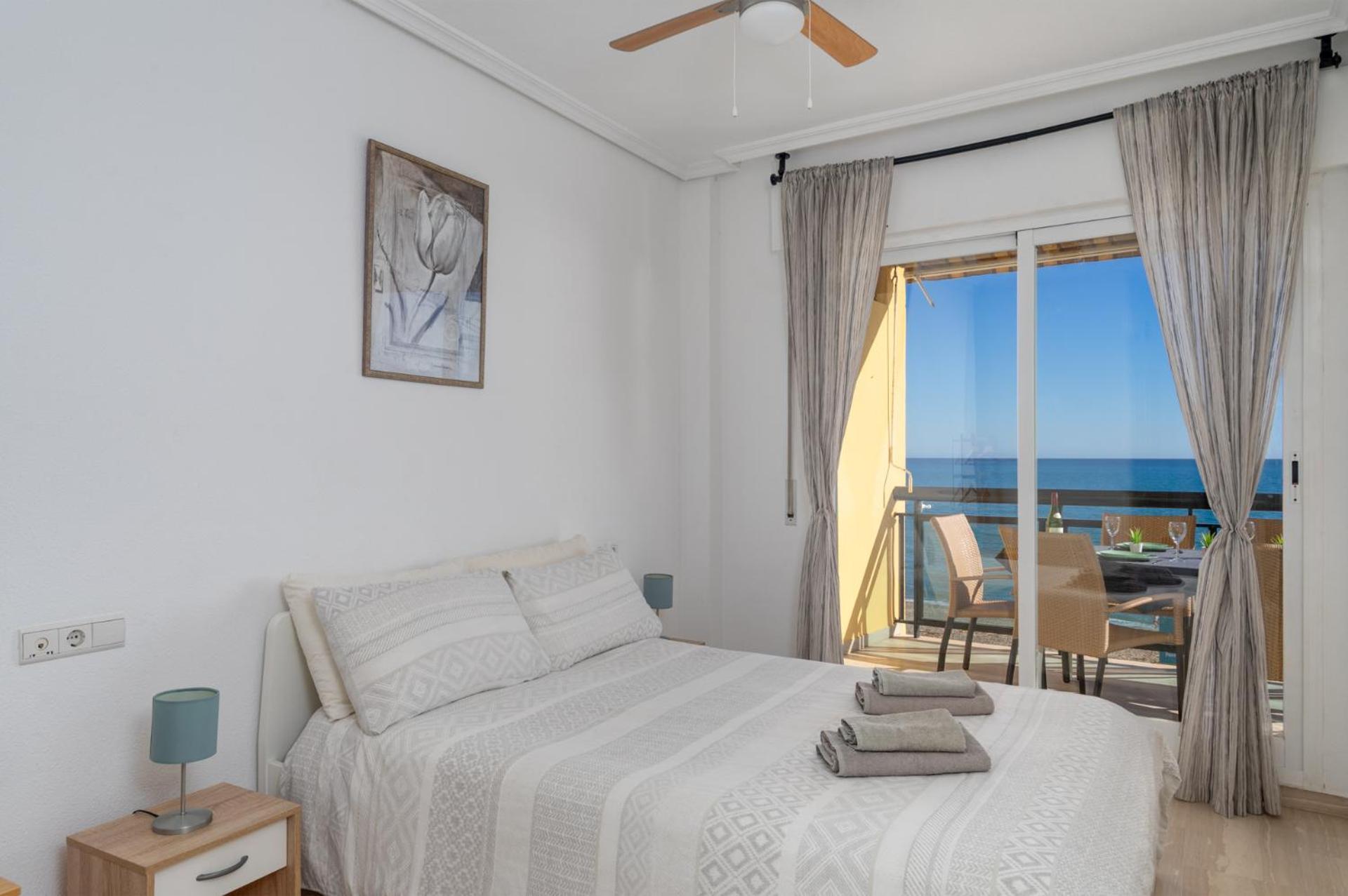 3 Bedroom, Sea Front & Sea View, Plunge Pool 丰希罗拉 外观 照片